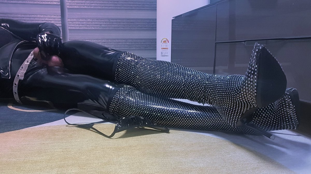 jeeseo... (@bori2345) on Twitter photo 