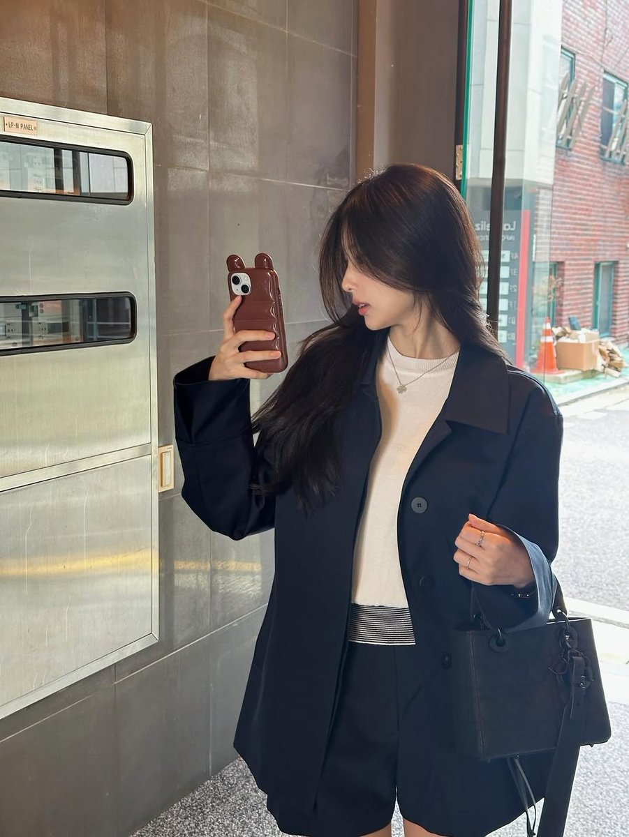 10월을 알리는 가을여자야🍂