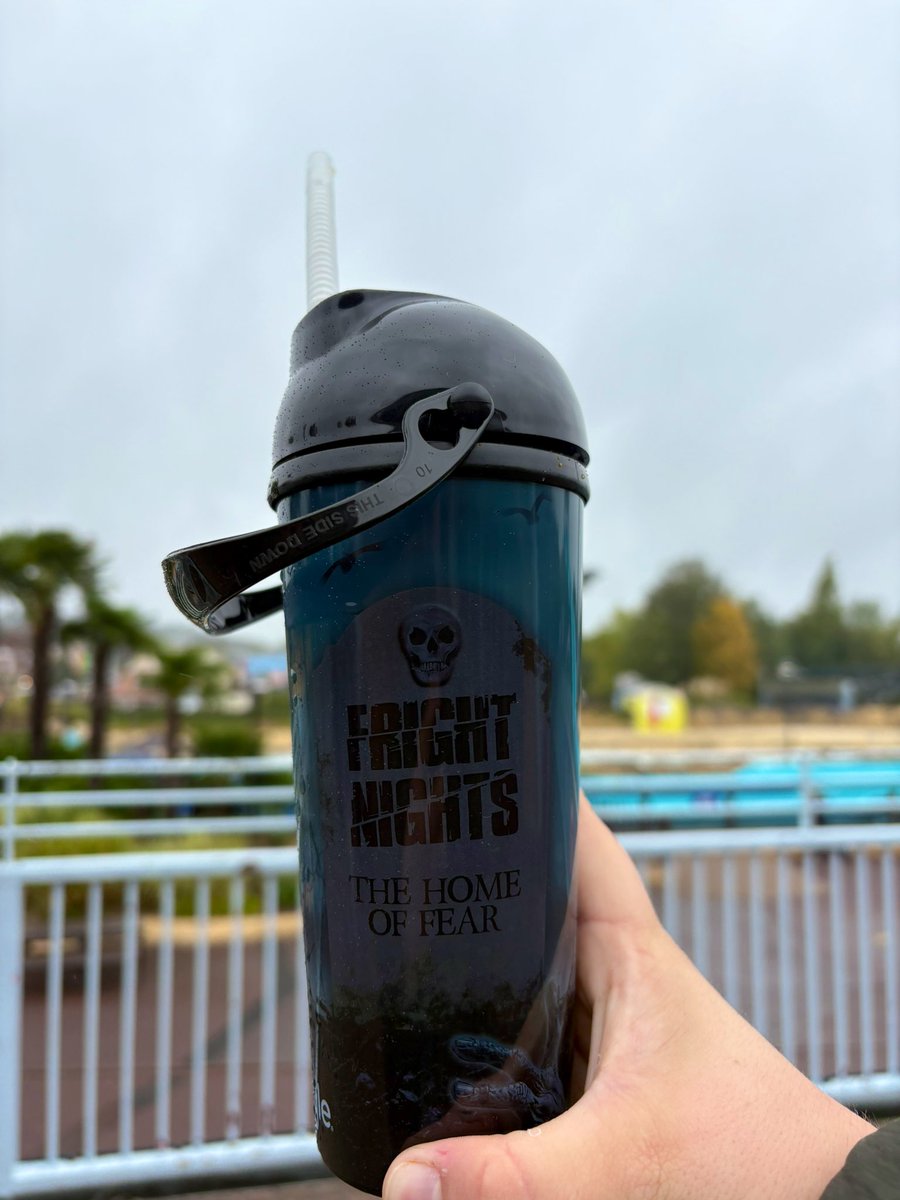 zachariahassler's tweet image. Fright Nights 2025 Freestyle Cup £18 before Disounts. #themeparks #cups