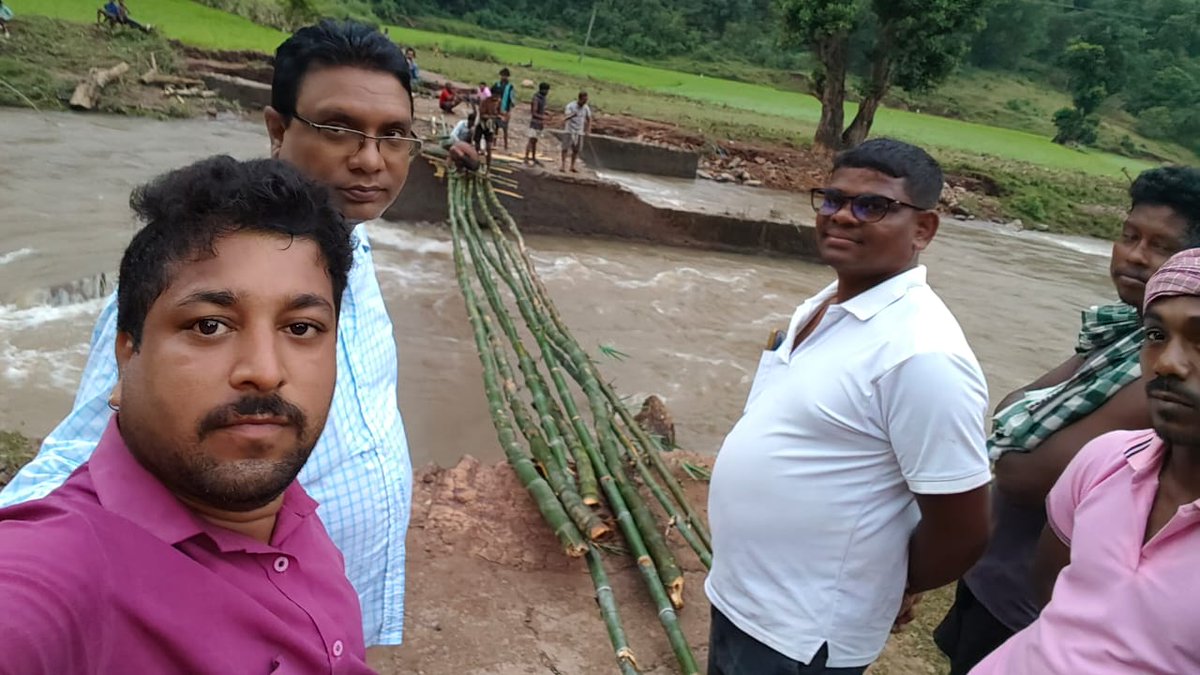 Ameda_GP's tweet photo. Many of the roads of our Gram Panchayats and Rayagada Block has been washed due to unexpected ranis on 02/10/2025. Thank God for saving many lives and property of the public by stopping Rains abd winds at Correct time🙏🙏🙏🙏🌹🌹🌹 https://t.co/brRCVTKiv7
