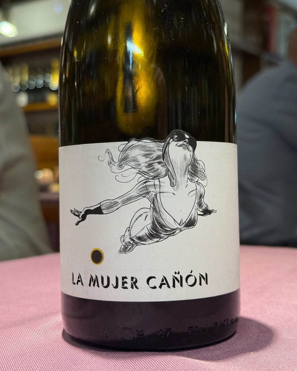 vilaviniteca tweet media