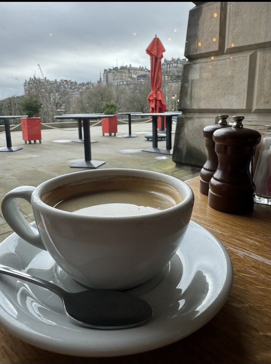 mimimargdl's tweet image. Buenos días! 
Café? 
#amoestafotografia
#escocia
#edimburgo
#voyaregresar
