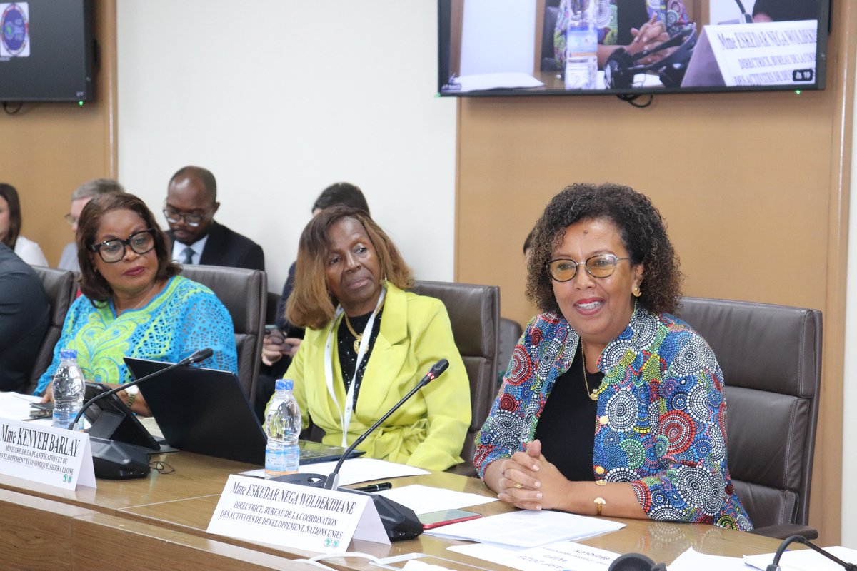 ONU_CIV's tweet image. &quot;Associer les capacités financières du @Groupe_AfDB à l’expertise &amp;amp; au poids normatif de l’@ONU_fr&quot;.
A l’#ARF2025, @enega plaide pour un partenariat systémique, porté au niveau pays par les Coordonnateurs résidents #UN pour accompagner la transformation durable en Afrique 🌍.