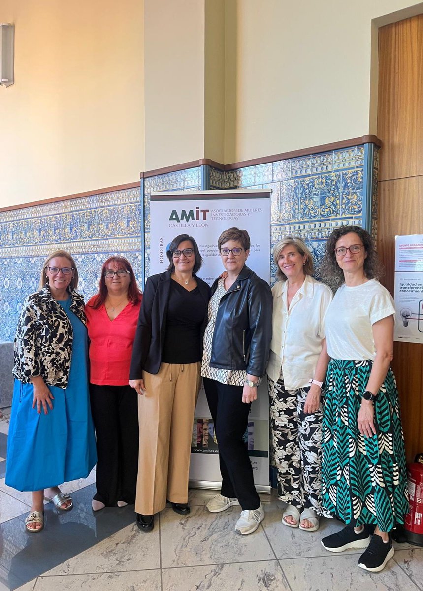 AragonAmit's tweet photo. Representación de la junta de @AragonAmit compartiendo buenas prácticas y aprendiendo en la interesante jornada de la Asamblea general de @twitamit_es en Valladolid https://t.co/pD7rfTqMSV