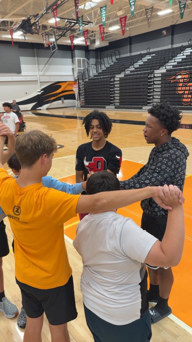 Comet Football tweet media