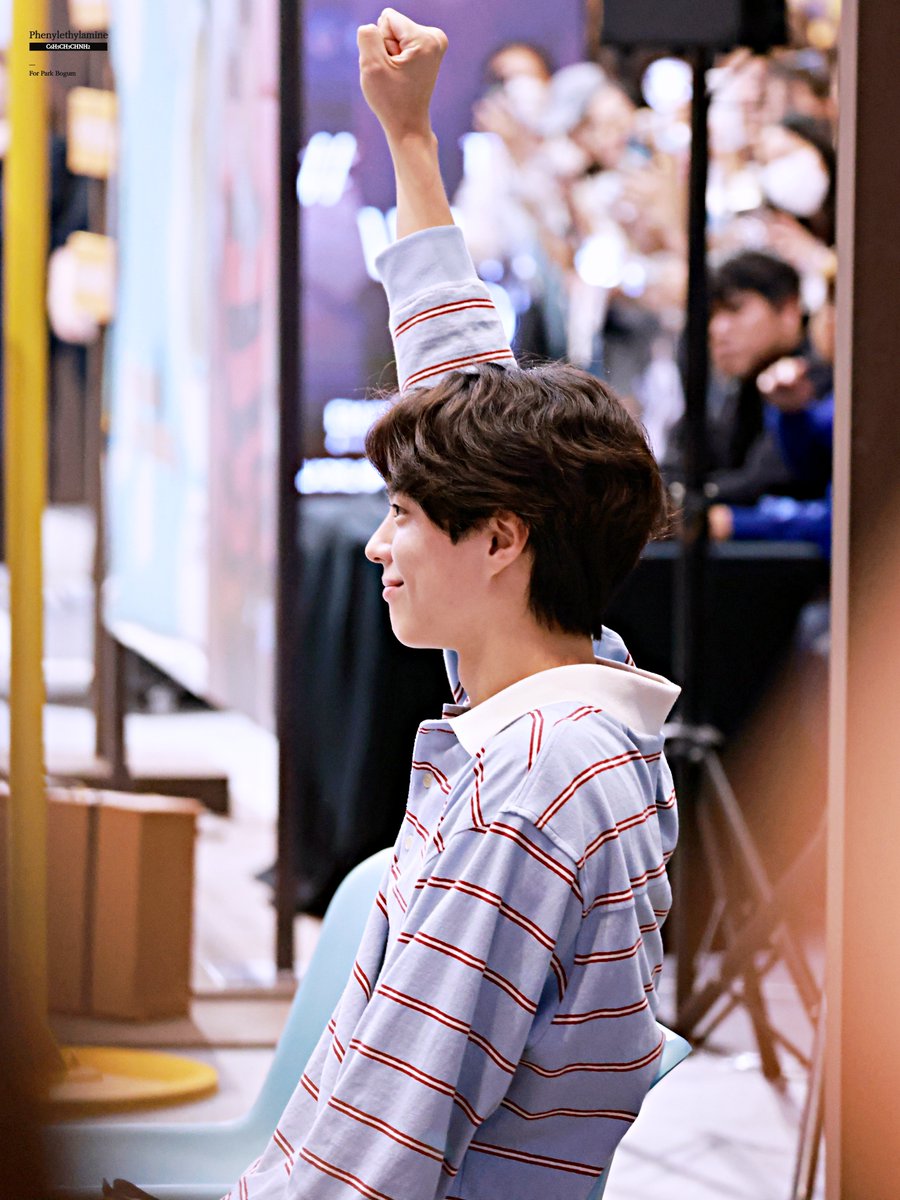 C6H5CH3CHNH2's tweet photo. 250823 BE WITH YOU POP UP IN BANGKOK 3

#박보검 #PARKBOGUM @BOGUMMY https://t.co/23hgKfjt0K