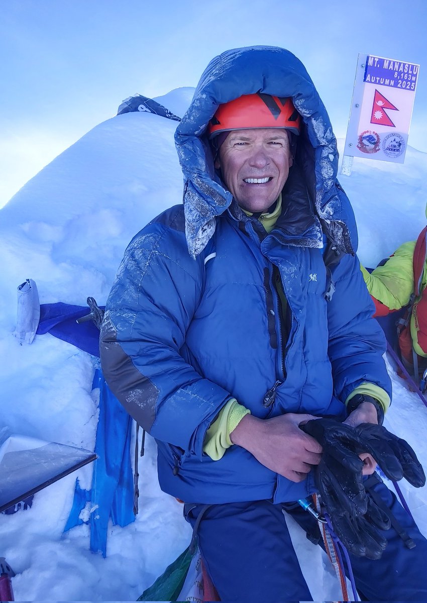 Manaslu, 8163 m., bez użycia tlenu (no oxygen), wierzchołek główny, 27.09