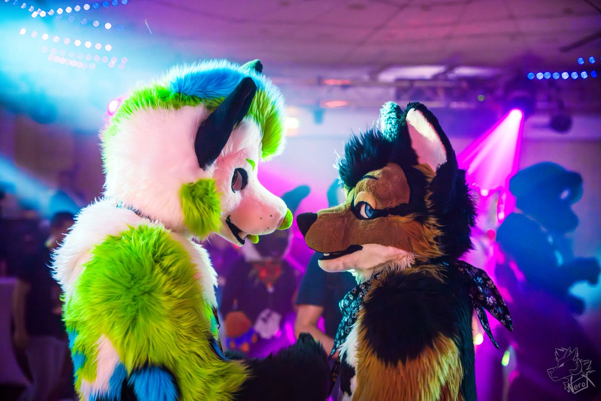 Found a cutie at the dance😏
With: <a href="/Asgra/">Asgra</a> 🤗
📷: <a href="/fur_nerox/">Nerox</a> 
🧵🪡: <a href="/Sasa_Creations/">Sasa Creations🌸🔜Furciety</a>