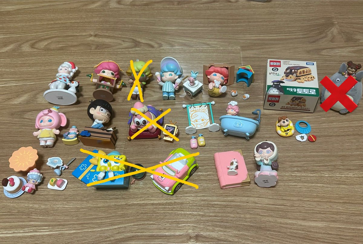 chhs0070's tweet photo. 팝마트 짱구 하치푸푸 미니코 디무 스폰지밥 토토로 피규어 양도합니다!
개봉 후 바로 아크릴 장에 보관해뒀고 거래 시
카드도 함께 보내드려요 :) 
가격은 각 0.7 / 남은 피규어 일괄 4.5
디엠주세용😊 https://t.co/STthbztIIu
