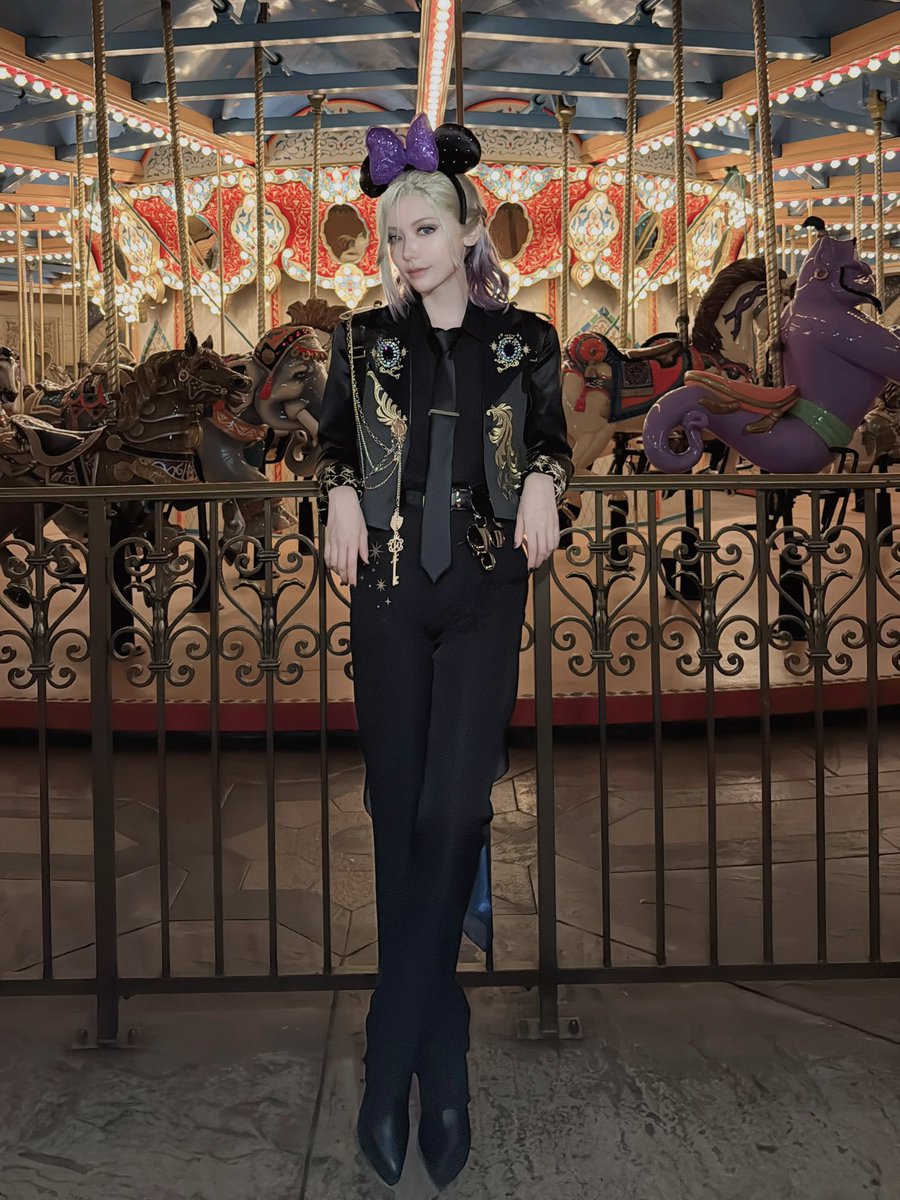 __Yrose22's tweet photo. 183cm等身大ヴィル💎

#Dハロ仮装2025 #Dハロツイステ https://t.co/81TWXM4wdz