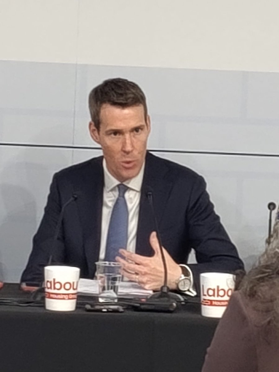 “The human cost of the housing crisis can’t be overstated… that’s what we’re doing this for, so that everyone can have a safe, secure, decent and affordable home in which to live”

Powerful words from <a href="/mtpennycook/">Matthew Pennycook MP</a> at our Housing Zone with <a href="/JackTShaw/">Jack Shaw</a> 

architectsjournal.co.uk/news/five-thin…