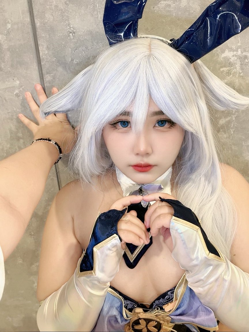 LanyeXiang's tweet photo. 定めを変えられぬと嘆いた妾は……今や怖れず、未来も、何もかも……こ、ここで、汝と、ともにいれば――

Yamato-class ship number three – Shinano.
Shinano 信濃 - Azure Lane
#shinanocosplay #azurlanecosplay #azurlane #shinanoazurlane #shinano https://t.co/oPdYR54y0G