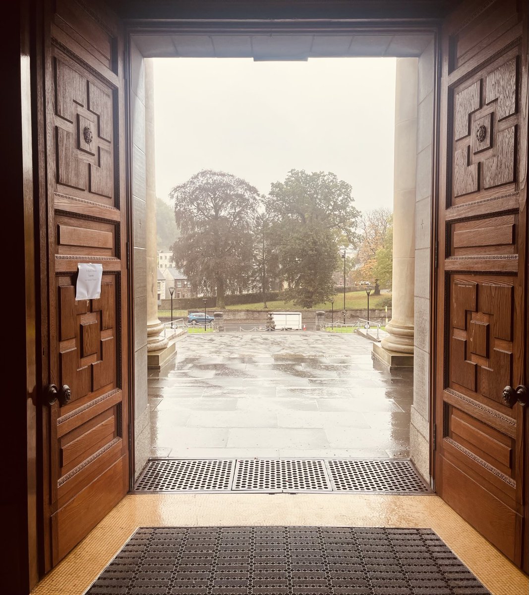 Storms, don’t last forever.
#Cavan #StormAmy