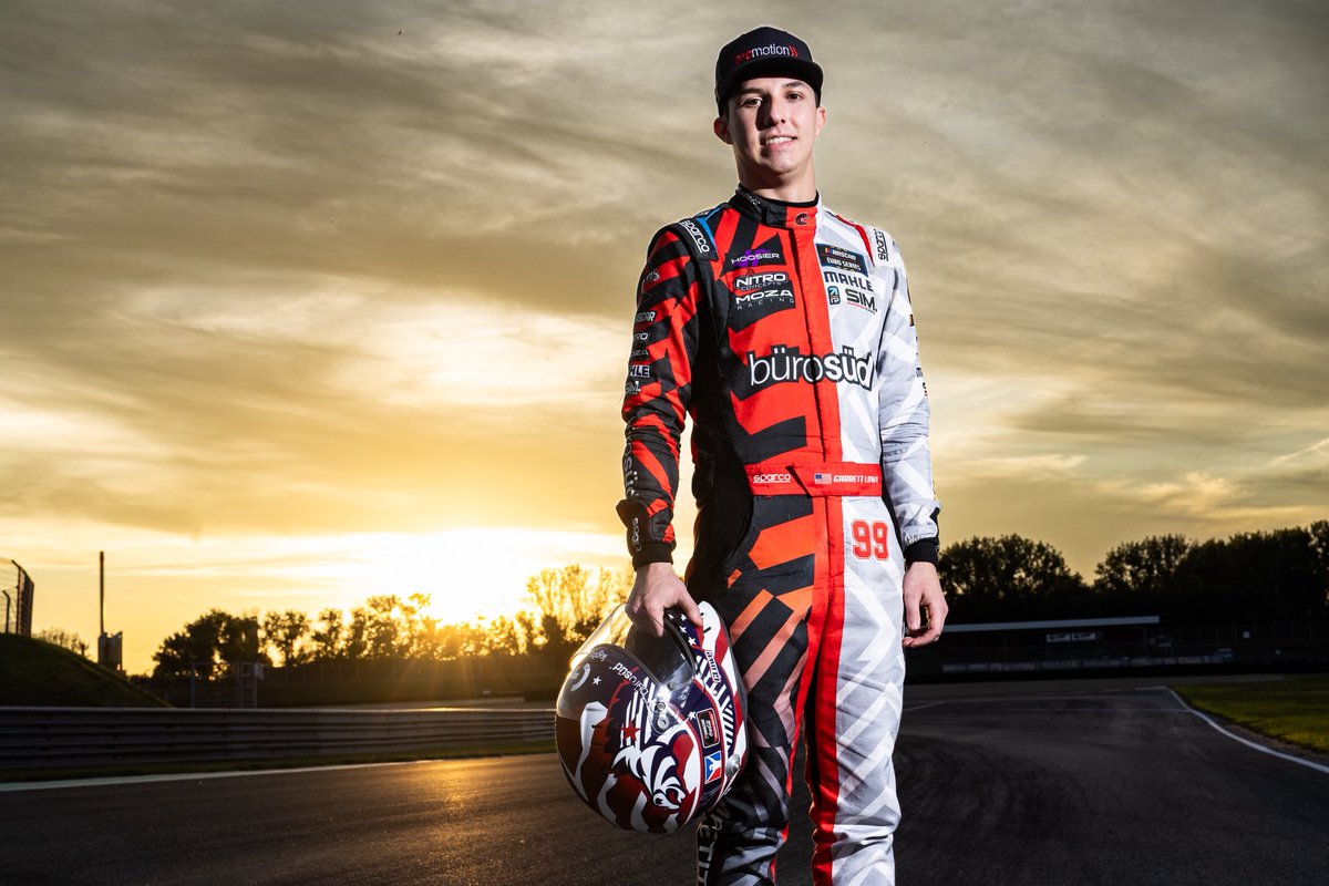 BS+COMPETITION tweet media