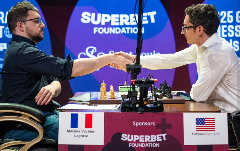 usefulchess's tweet image. VachierLagrave - Caruana 2nd classical game of  the Final in Grand Chess Tour Finals.  Games, standings and results on usefulchess.com/others/grand-c…  #Grandchesstour #chess #Caruana #Praggnanandhaa #Aronian  #VachierLagrave #MVL Photo: grandchesstour. org