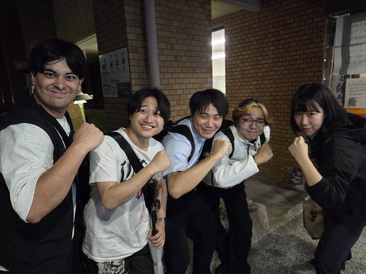 【稽古場の玄関先より】

愛を込めて😌

吉報 vol.4
長久手市文化の家と吉報
上演作品『ヤマで踊ろう』

野外公演にふさわしいたのしい作品に仕上がっています！💪

10/18(土)はみんなで石作神社に集まろう⛩️

13:30からの上演です！
お見逃しなく👀

#吉報 #愛を込めて