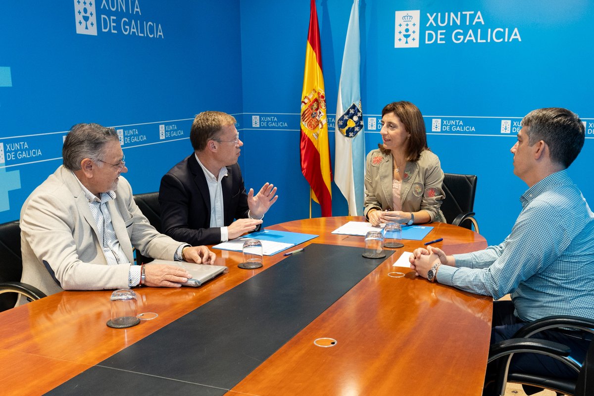 MAmbienteXunta's tweet image. 💧 Investimos máis de 90.000 € no acondicionamento da presa do río Verdugo

✍️ @Anxeles_Vazquez e o alcalde da Lama asinaron o convenio para acometer esta actuación, que consistirá na reparación do azude que regula o caudal

#AugasDeGalicia

🔗 xunta.gal/notas-de-prens…