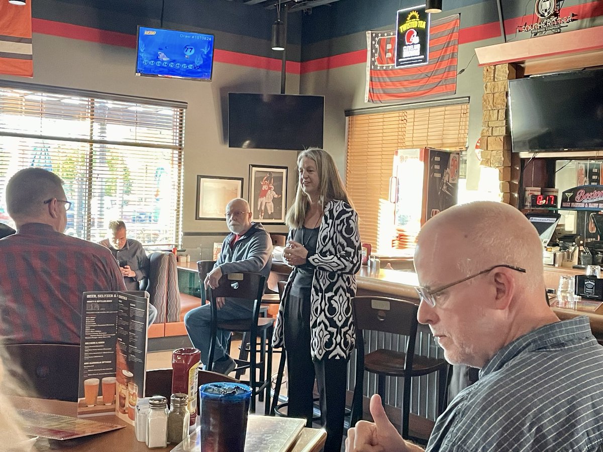 Great to have <a href="/kristinaroegner/">State Senator Kristina Roegner</a> in Union Co <a href="/UnionCountyCC/">Union County Conservatives</a> <a href="/UCRPOhio/">Union County GOP</a> as she runs for Ohio Treasurer. Fiscal conservative and my vote.