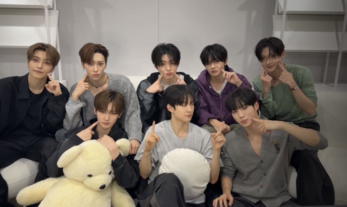 icaa 🍎 tweet media