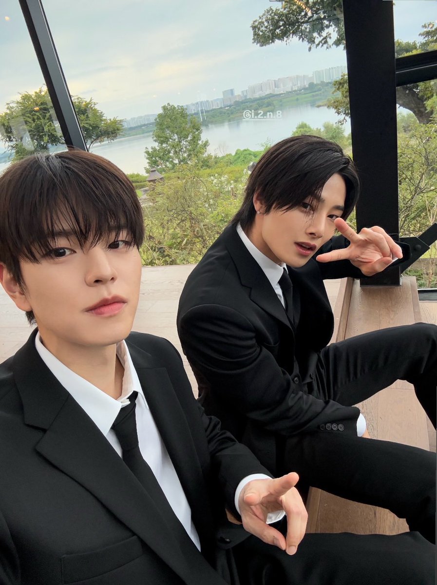 soon2___'s tweet photo. 그러니까 승양 둘이 결혼한 거지 https://t.co/zxmtbjNoku