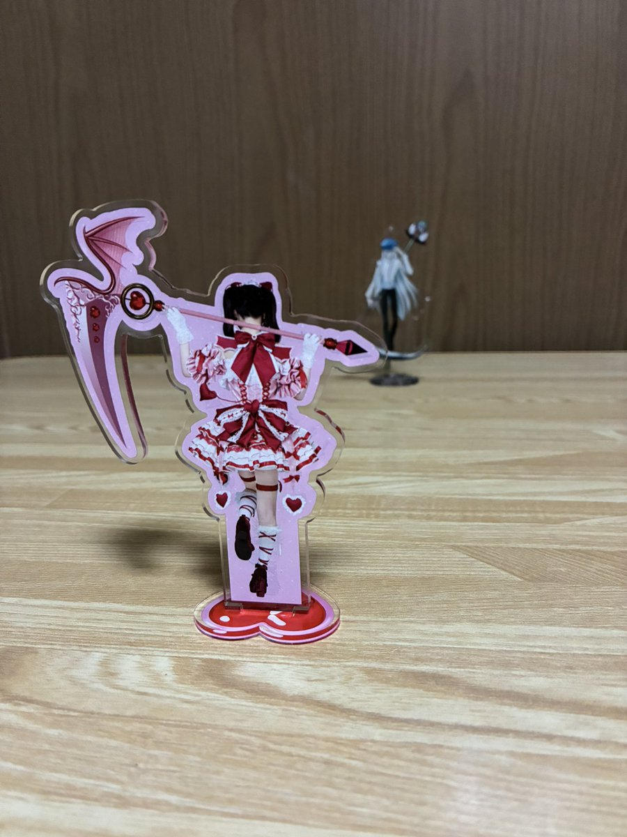 <a href="/_mochizou_/">逃げ水あむ</a> <a href="/amchanU6_6U/">あむちゃん</a>
#あむ心中

そしてついに大鎌使い同士の夢の対決！！

かっこきー！！！

ウインクする余裕まである！

死神の円舞曲(サイレントワルツ)
VS
死神の嬉遊曲(ミラージュディヴェルティメント)

(すみませんそれっぽい技勝手に作りました)