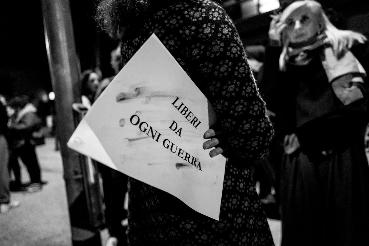 MatteoFesti's tweet photo. “Luci per la Palestina – 100 Ospedali per Gaza”

#digiunogaza #100ospedalixgaza #digiunogaza #FreePalestine🇵🇸 #STOPtheGENOCIDE #PalestinaLibera #rovereto #roveretocittadellapace https://t.co/3m7oQzmyJV