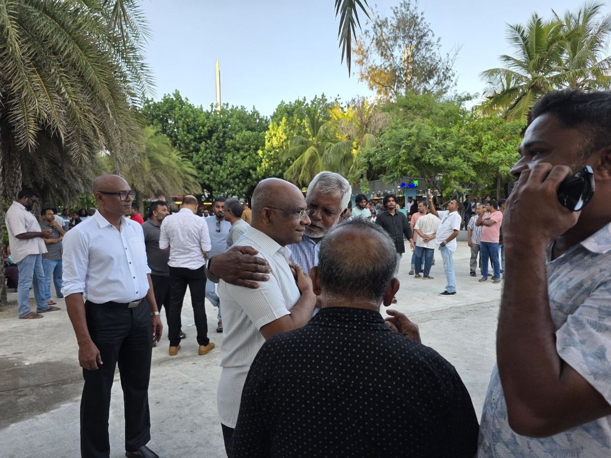 Aabaareh tweet media