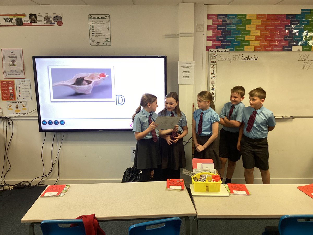 In History, we looked at different artefacts and became archaeologists! The children came up with four ideas of what the item was used for and the rest of the class were asked to guess which one was the right answer. They all really enjoyed this activity! 😀