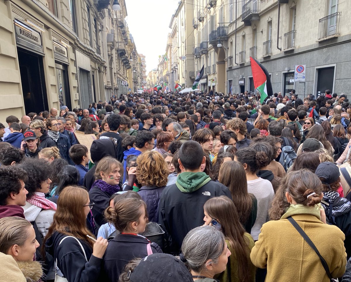 fasulo_antonio's tweet image. Tutta l'Italia a sostegno di Gaza e degli attivisti di #GlobalSumudFlotilla.

#scioperogenerale #BlocchiamoTutto