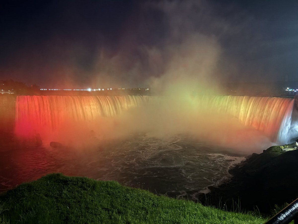 𝑔𝑟𝑎𝑐𝑒 tweet media