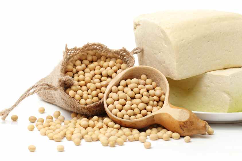 HeidiHmoretti's tweet photo. In 1996, the first genetically modified soybean (GMO soybeans) hit the market and our plates.

Regardless of what you think about GMO crops, this modification created a HUGE increase in the amount of chemicals that are used on soybeans.

In fact, the introduction of GMO soybeans has increased the amount of glyphosate (Roundup) by thousands of tons per year in our food supply.

Tofu is no exception. If you eat conventional tofu today, you are guaranteed to be eating a mouthful of chemicals. Research shows that there is a shocking level of 9 mg per kilogram of glyphosate in soy products.

This devastating chemical isn’t just bad for you. It is bad for the soil, for insects, and for the whole environment.

The research indicating that tofu is healthy is based almost exclusively on research that collected data before GMO soybean crops were introduced to our food supply.

Sadly, the long-term devastation of all of these chemicals put on foods like tofu may never be known.

But, if you do want to eat tofu, the only way to avoid heavy chemical use is to choose USDA organically-grown tofu.

Read more: https://t.co/SbWEU6pEFi