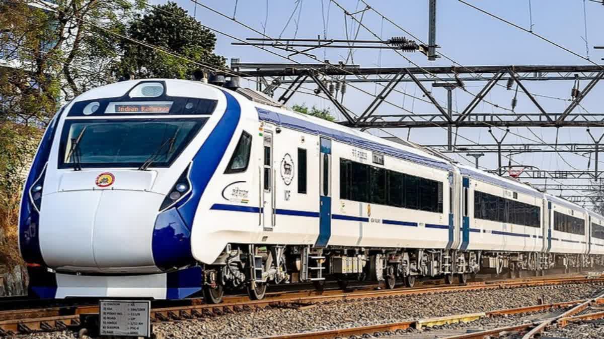 Manoj Bharti (@manojbhartijsp) on Twitter photo आज तड़के वंदे भारत एक्सप्रेस से कसबा प्रखंड के यवनपुर के पास चार मासूम बच्चों की मौत हो गई और एक बच्चा गंभीर रूप से घायल है, जिसका इलाज सदर अस्पताल में चल रहा है।
ये सभी बच्चे चांदपुर भंगहा ठाकुर पट्टी (बनमनखी अंचल) के महादलित परिवार से थे। परिवारों का दर्द शब्दों में बयान करना आज तड़के वंदे भारत एक्सप्रेस से कसबा प्रखंड के यवनपुर के पास चार मासूम बच्चों की मौत हो गई और एक बच्चा गंभीर रूप से घायल है, जिसका इलाज सदर अस्पताल में चल रहा है।
ये सभी बच्चे चांदपुर भंगहा ठाकुर पट्टी (बनमनखी अंचल) के महादलित परिवार से थे। परिवारों का दर्द शब्दों में बयान करना