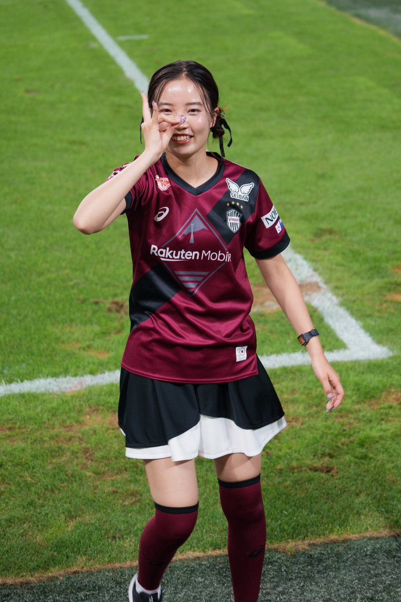 gamemaker_2017's tweet image. #宮代大聖 選手のゴールセレブレーション「コン」がかわいい
#ヴィッセルセレイア りり さん
@Riri_Sereia 
2025.09.23
2025 J1リーグ第31節
#ヴィッセル神戸 vs #東京ヴェルディ
#ノエビアスタジアム神戸
#visselkobe
#Jリーグ #J撮り
#ポートレート
#チェンソーマン 
#早川アキ 
#キリトリセカイ