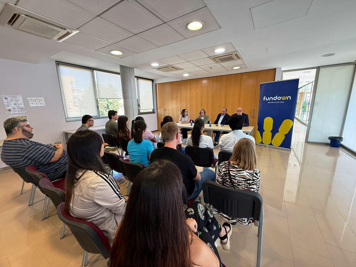 Cátedra de RSC UCAM tweet media