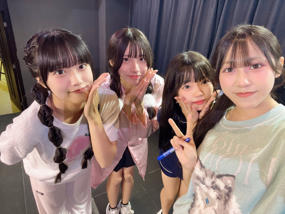 TwinkleTroupe's tweet image. Twinkle☆Night Parade
〜パジャマ定期〜お越し下さり
ありがとうございました！！🎡
そして配信をご覧下さったみなさんも
ありがとうございました✨️

セトリ⬇️『ALT』

明日はエコール和泉さんにて
ライブがございます！！🎤

 #TwinkleTroupe