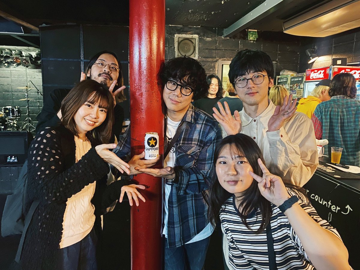 昨日はほんまにええ日でした、、
YOWLL×WTSKZツアー初日に呼んでもらいました、ありがとうございました！

森くんと久々会えたことも嬉しいけど、かなり時を経たけど久しぶりに共演できたことも嬉しかった。森くんの歌声聴いて、青春が一瞬戻ってきた気がしました。