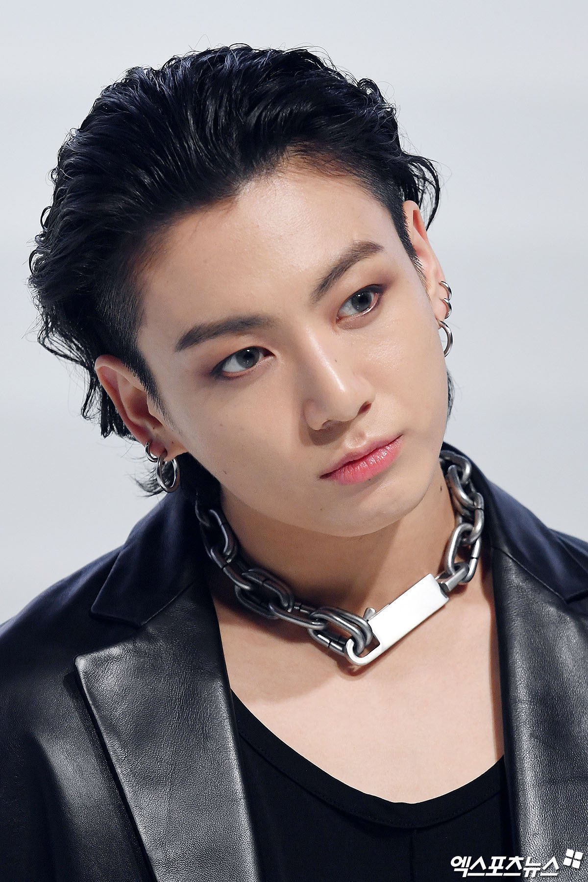 ジョングク - Search / X