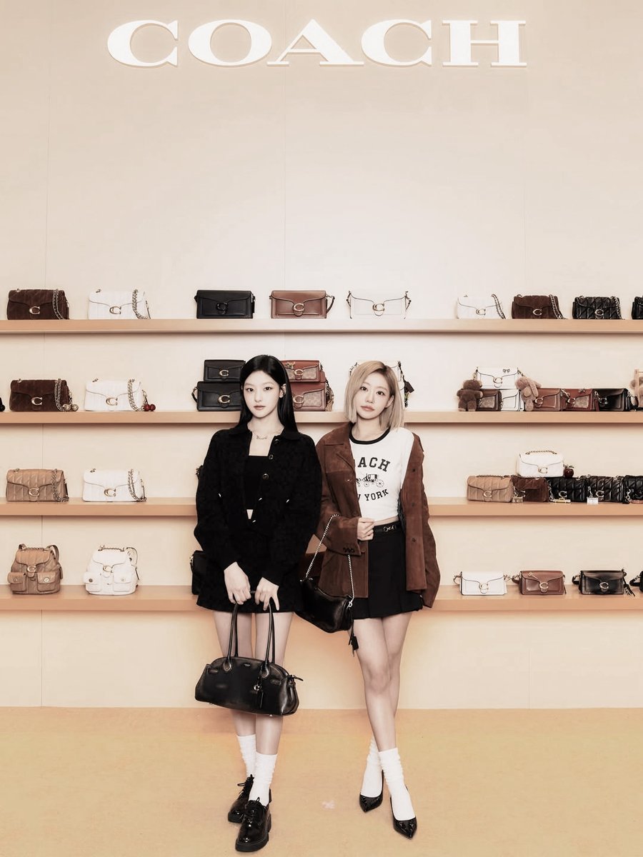 코치와 함께 우아하고 자신감 넘치는 스타일을 연출해 보세요. 관심 있으신가요? 어서 구매하세요!