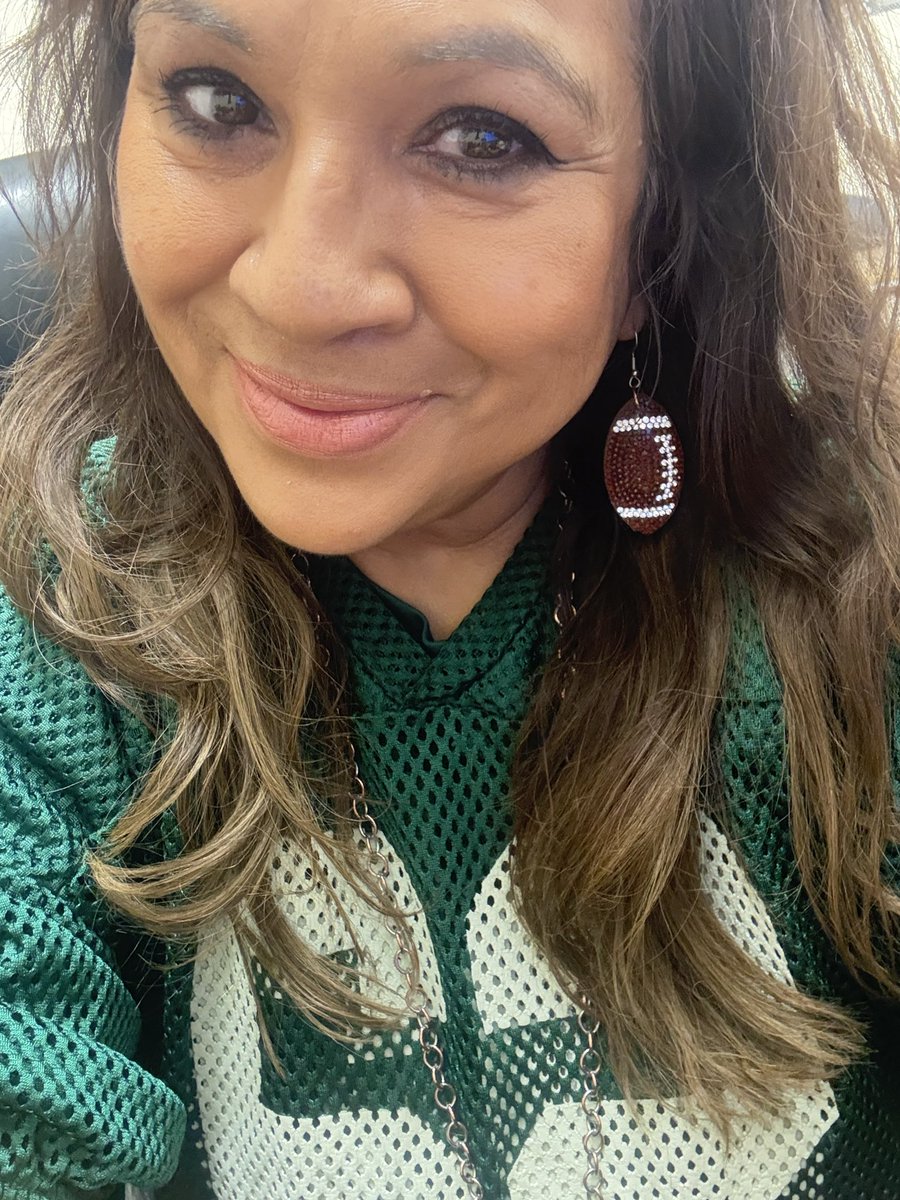 Feeling loved!! Supporting our Jordan Jags! #JordanUnstoppable