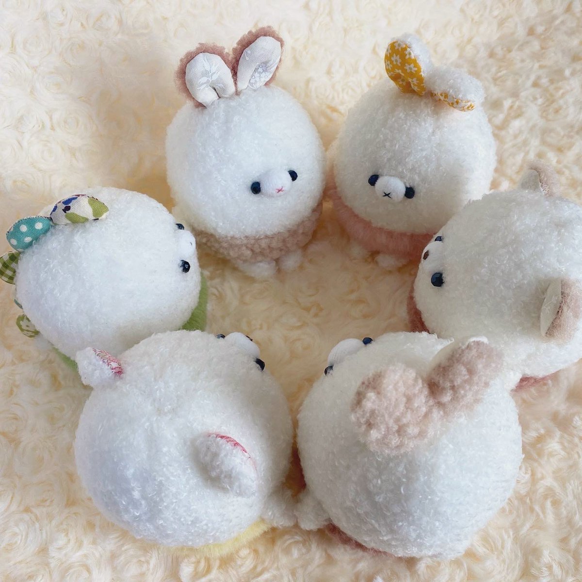 代表作って一つには絞れませんが、今回はこの子たちを💓

ころころまぁるく、ふわふわぱんつを履いている、ころっとぱんつちゃんたち◯ 

#代表作を張って認知してもらおう