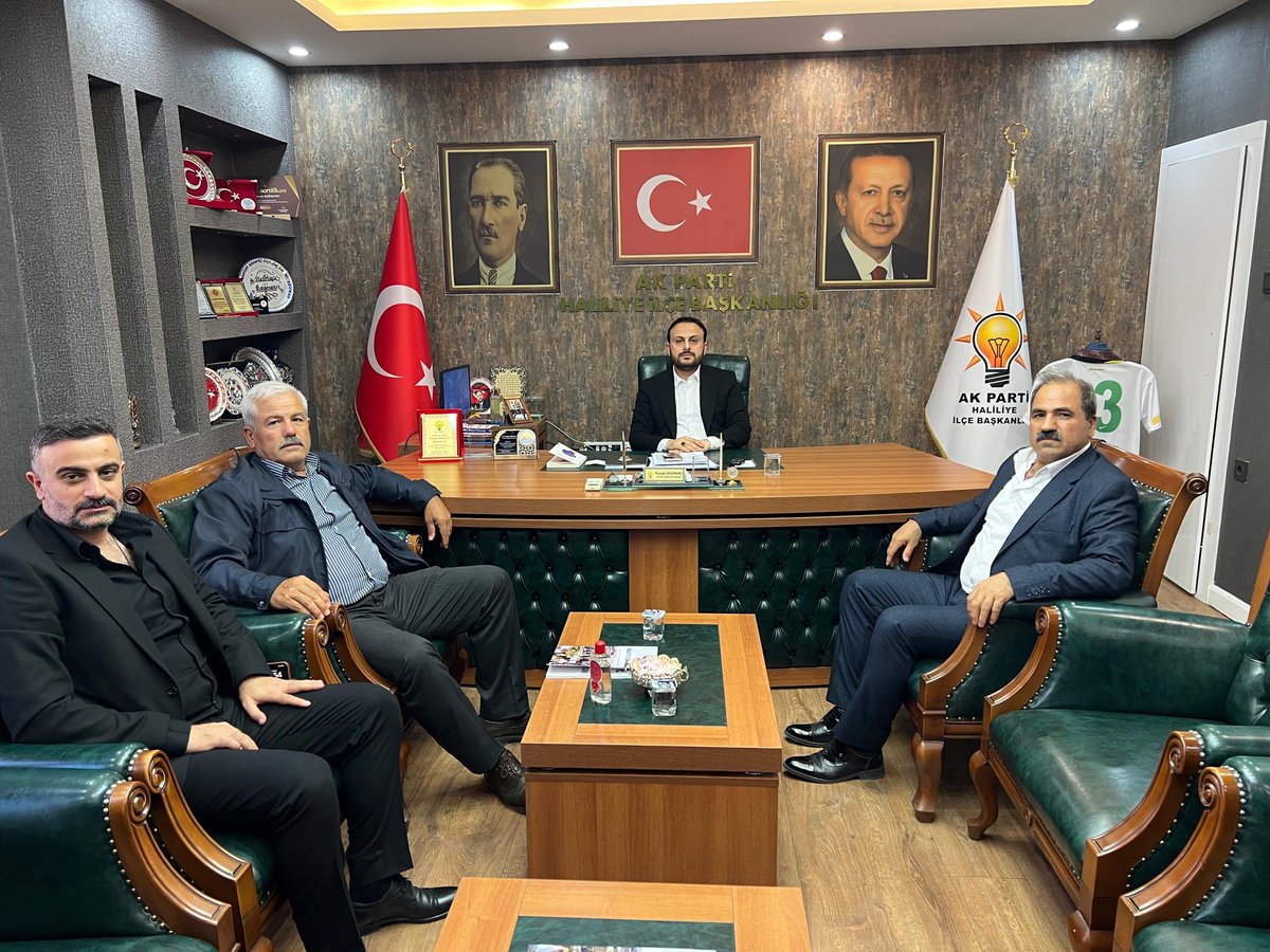 Göbeklitepe İş Merkezi Yönetim Kurulu Başkanı Davut Çelik;

Başkanımız Mustafa Bağmancı’yı ilçe başkanlığımızda ziyaret etti.

Nazik ziyaretleri için teşekkür ederiz.

#AKHaliliye #AKParti #MustafaBağmancı #Şanlıurfa #Ankara #Göbeklitepe #Haliliye #Karaköprü #Eyyübiye #Harran