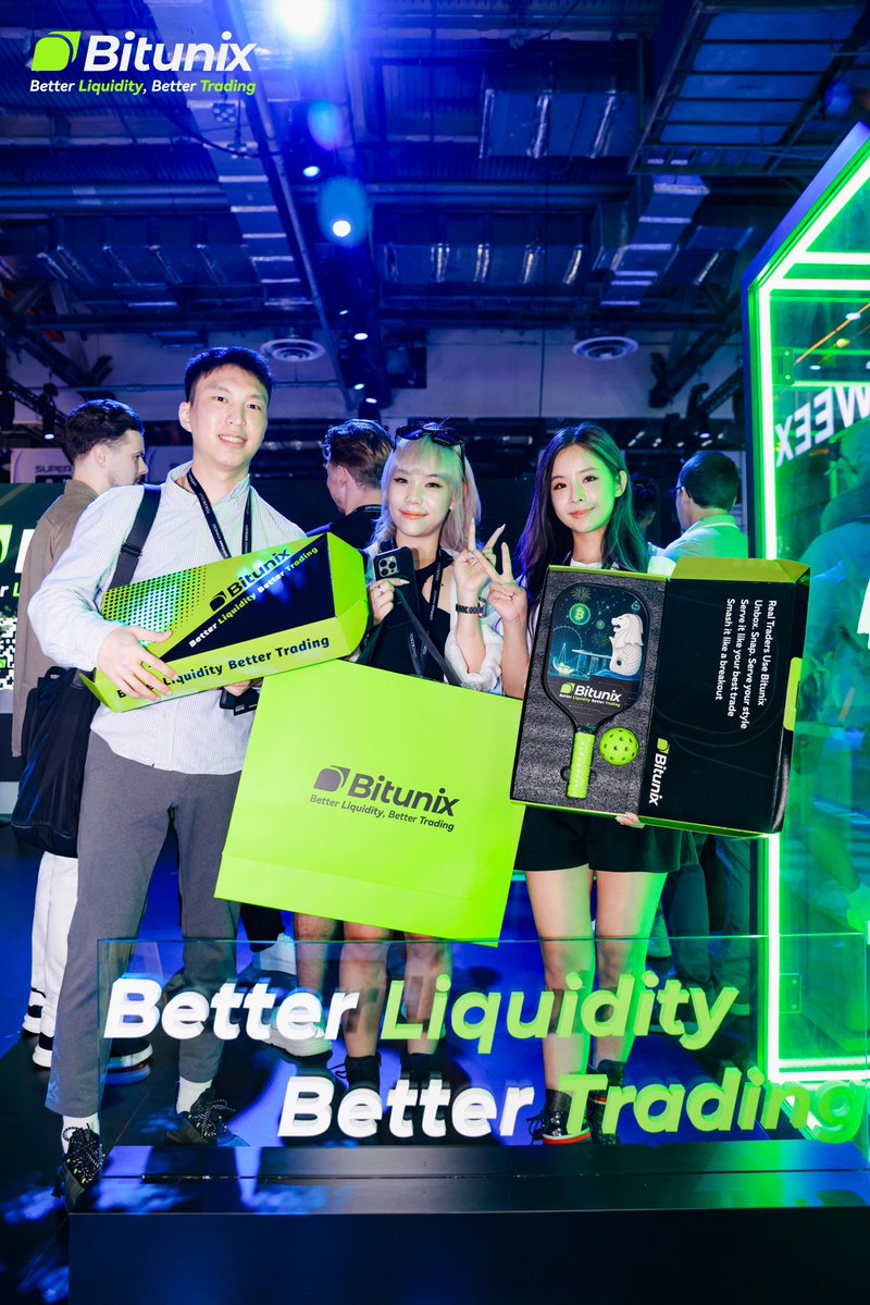 0xDaisypto's tweet image. 🎟️ #TOKEN2049 #Singapore was a blast!
From every ticket scanned to every handshake shared, #Bitunix brought Better Liquidity, Better Trading to the global stage. 🌏✨

Thank you to everyone who joined us — see you at the next stop! 💚