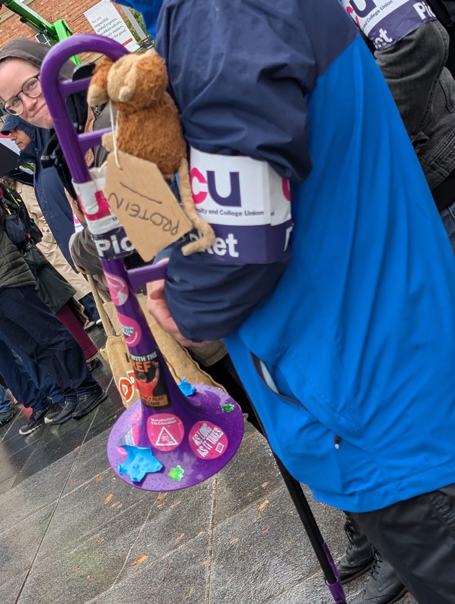 Leicester UCU tweet media