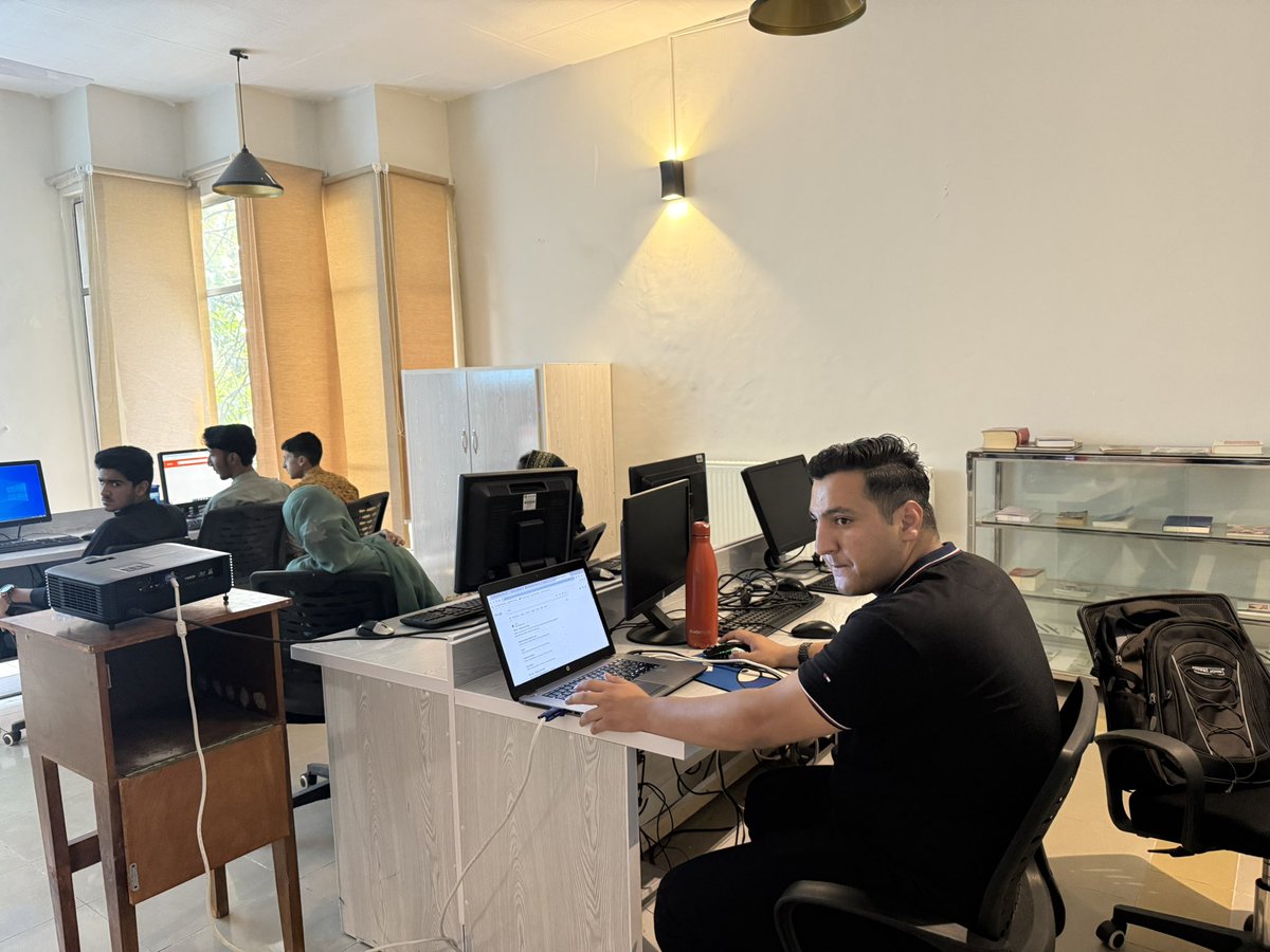 Crypto with Haris ₿ tweet media