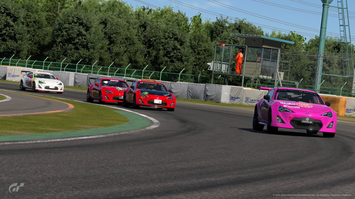 昨日のカー○ューンバトル
<a href="/_y4mato/">やまと</a> 
<a href="/cabbageHORNET/">ヤマタク</a> 
<a href="/CT9A_T/">トクちゃん@エボ9</a>