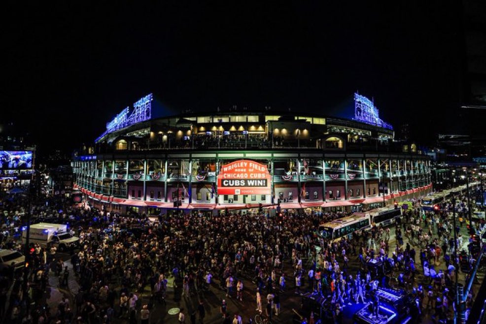 BarstoolChief's tweet image. Put it in the @artinstitutechi