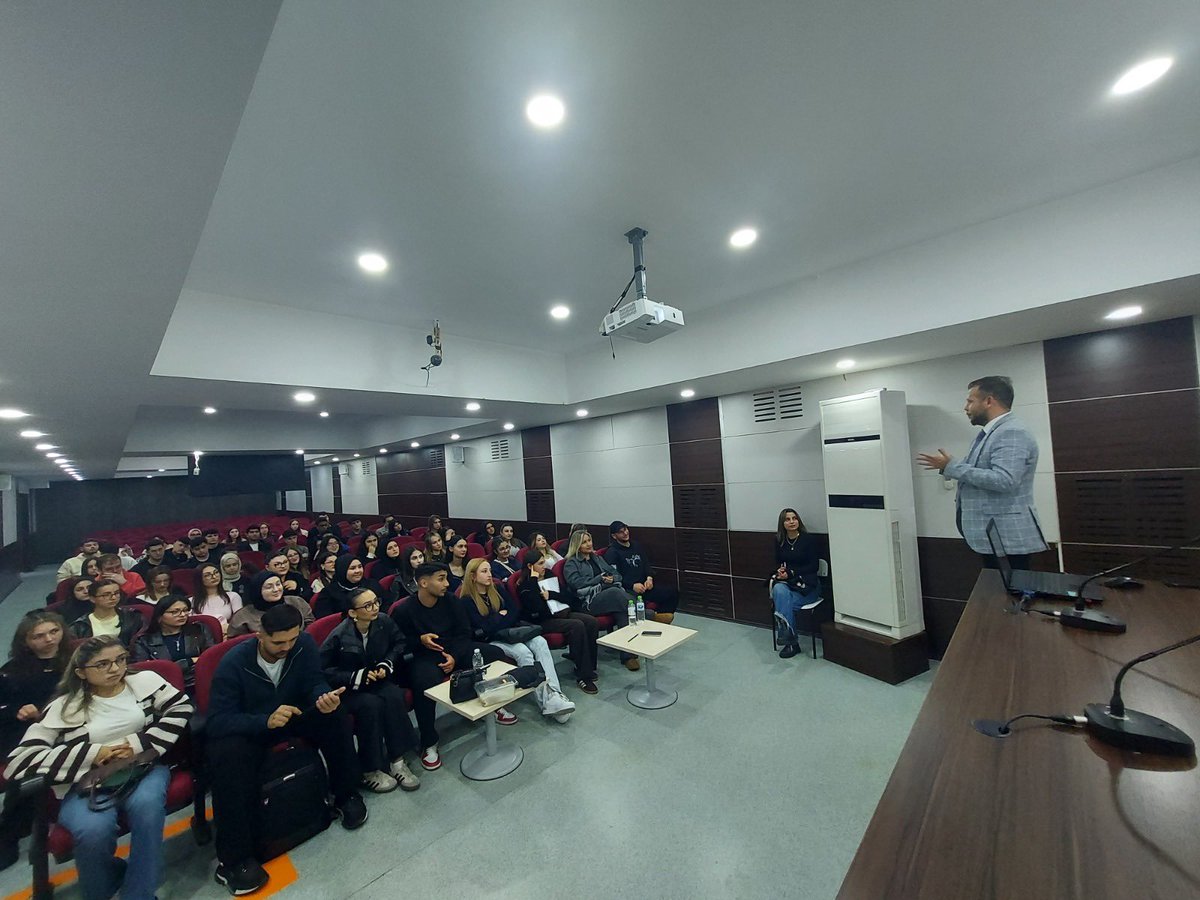 beun_ubyo's tweet image. Zonguldak Bülent Ecevit Üniversitesi (BEUN), Uygulamalı Bilimler Yüksekokulu 2025-2026 bahar dönemi akademik danışmanlık toplantıları gerçekleştirildi.

#beun @ihozolcer 
@beunedutr 

#ilkililküniversite🌟 
#gelecekburadaşekillenir 

ubyo.beun.edu.tr/haberler/akade…