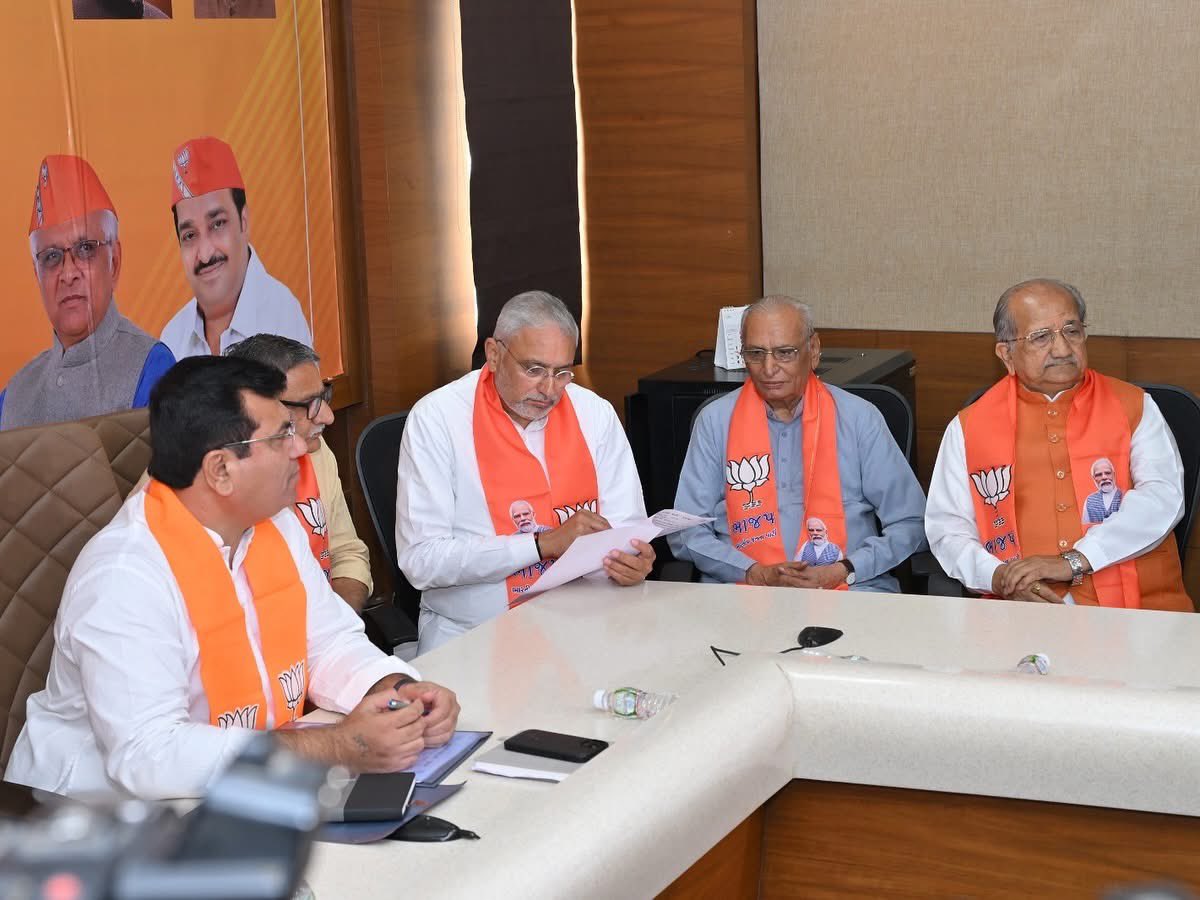 vijaypateloff's tweet image. સંગઠન પર્વ - ૨૦૨૫ અંતર્ગત પ્રદેશ અધ્યક્ષની ચૂંટણીમાં રાજ્યકક્ષાના મંત્રી શ્રી જગદીશભાઈ વિશ્વકર્મા(@MLAJagdish ) જીએ ભારતીય જનતા પાર્ટી, ગુજરાતના પ્રદેશ અધ્યક્ષ માટે ઉમેદવારી પત્રક ભર્યું.