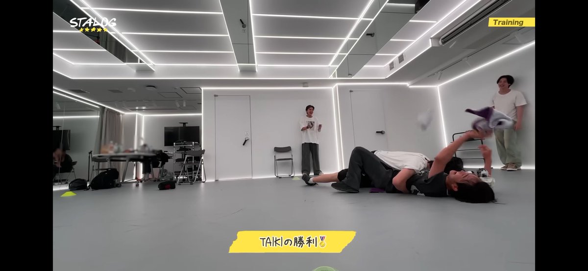 x60qbLfGaZ7973's tweet image. ねぇ！！！！本当に！！！！
可愛いのもかっこいいのもやめてよ！！！！ずるいよ！！！！
供給過多すぎるよ！！！！！
背小さいからみんなに押しつぶされてるの堪らんすぎ。

#STARGLOW 
#TAIKI
#THELASTPIEACE 
#BMSG