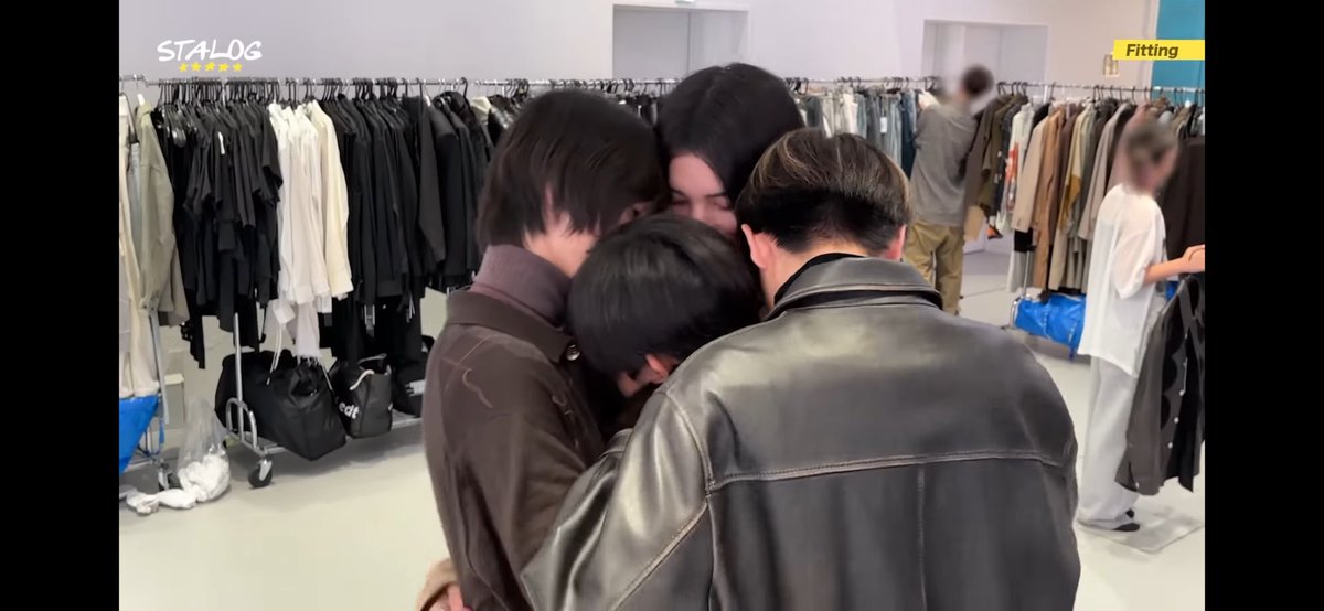 x60qbLfGaZ7973's tweet image. ねぇ！！！！本当に！！！！
可愛いのもかっこいいのもやめてよ！！！！ずるいよ！！！！
供給過多すぎるよ！！！！！
背小さいからみんなに押しつぶされてるの堪らんすぎ。

#STARGLOW 
#TAIKI
#THELASTPIEACE 
#BMSG